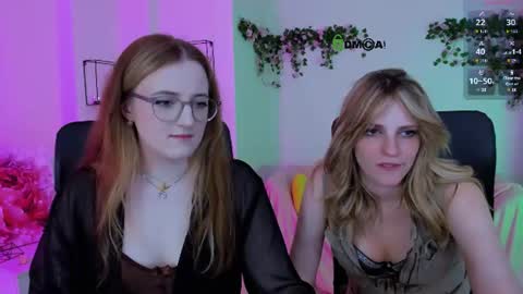 luna_berryy online show from 22, 6, 2026