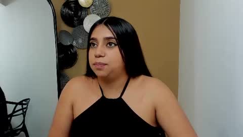 luna_cute14 online show from 19, 6, 2026
