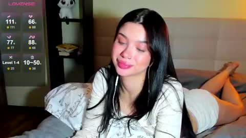 Hi everyone my name is Tina   online show from 12, 6, 2026
