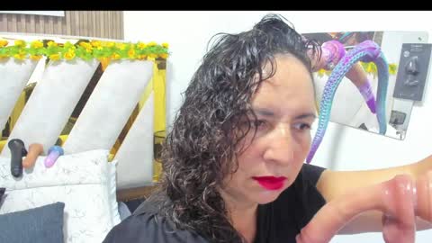 luna_naughty1 online show from 6, 6, 2026