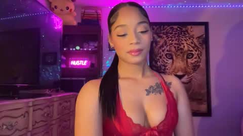 lunaa_11 online show from 4, 6, 2026