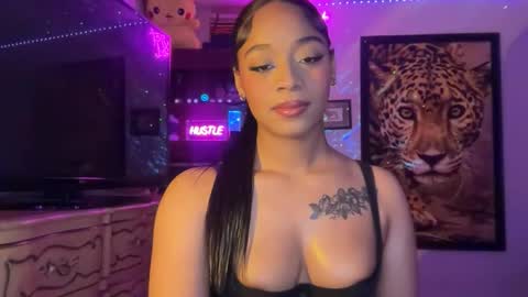 lunaa_11 online show from 5, 6, 2026