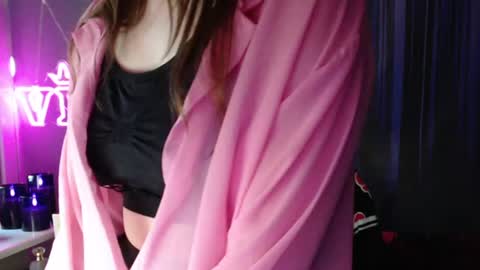 LunaXcherry online show from 17, 6, 2026