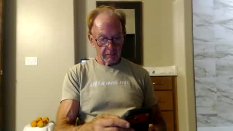 luv_missle online show from 5, 7, 2026