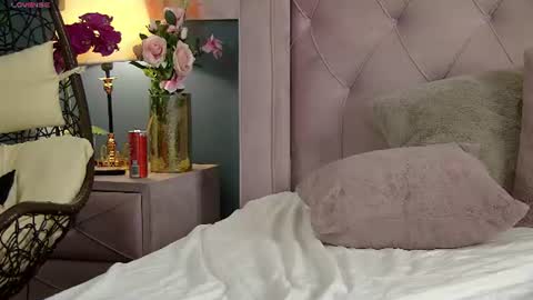 Luviahh  online show from 18, 6, 2026