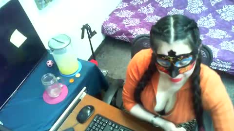 Snapshot of luxdasilva chatting on 1, 6, 2026 luxdasilva online show from 1, 6, 2026