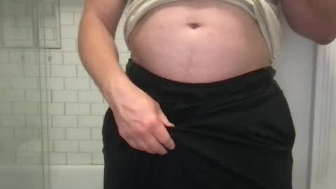 lvguynextdoor440656 online show from 17, 6, 2026