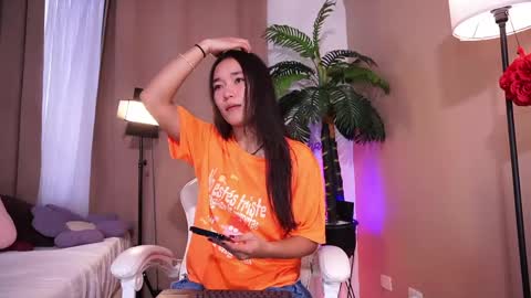 Lyhana Lee online show from 7, 6, 2026