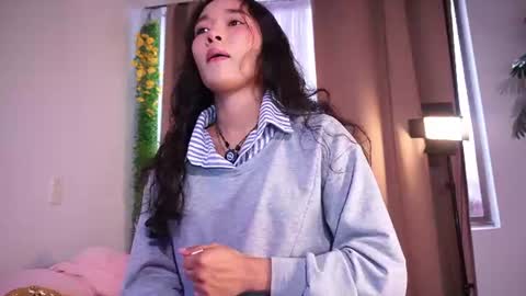 Lyhana Lee online show from 19, 6, 2026