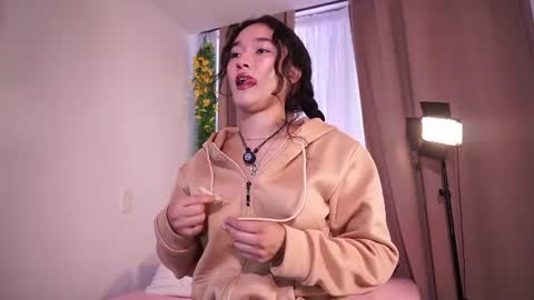 Lyhana Lee online show from 20, 6, 2026