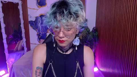 lyra_tay online show from 8, 6, 2026