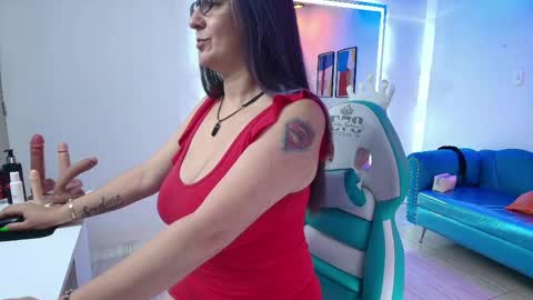 Madame Scarllet  online show from 9, 6, 2026