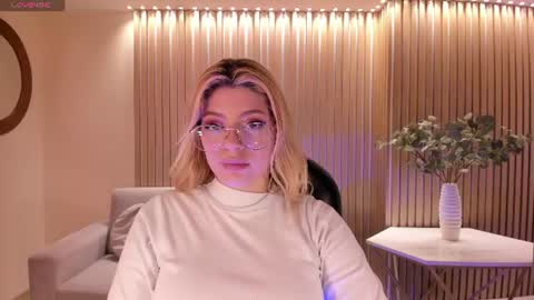 Madison Kane online show from 20, 6, 2026