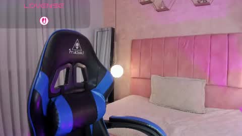 Kaori  online show from 17, 6, 2026