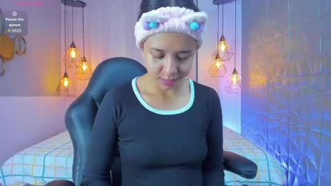 Oliviah online show from 29, 5, 2026