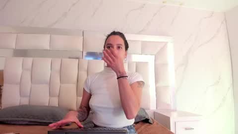 Snapshot of maiapark chatting on 25, 2, 2026 Maia online show from 25, 2, 2026