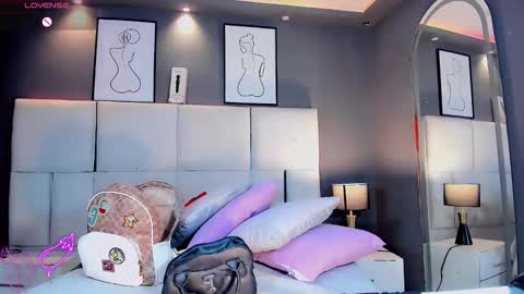 manellyksparklee online show from 6, 6, 2026