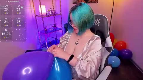 manic_pixie_ online show from 20, 6, 2026