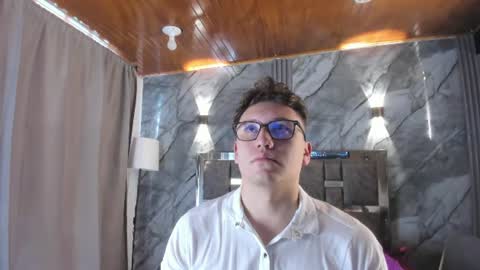 Manson and Zoe online show from 21, 6, 2026