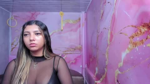 Snapshot of maraluna_ chatting on 23, 5, 2026 Maraluna online show from 23, 5, 2026