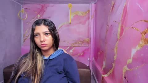 Snapshot of maraluna_ chatting on 29, 5, 2026 Maraluna online show from 29, 5, 2026