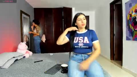 MARIANA Y VALENTINA online show from 22, 6, 2026