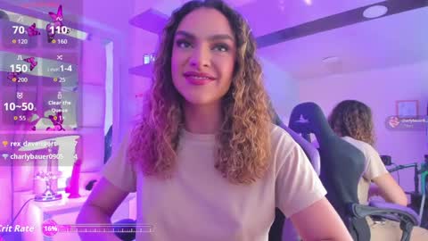 mariiahneedles online show from 18, 5, 2026