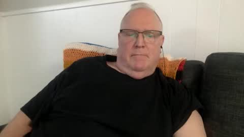 Mark online show from 30, 4, 2026