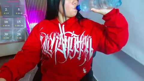 Hey im martina online show from 7, 6, 2026