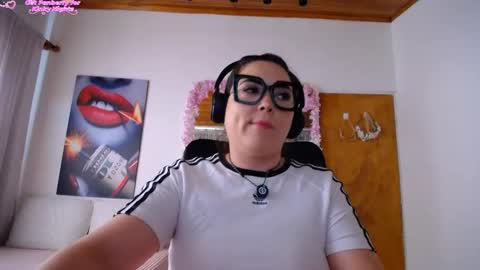 Antonella Martini online show from 3, 6, 2026