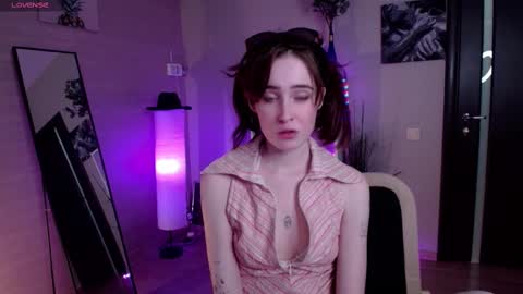 Snapshot of mary_cuddle chatting on 28, 2, 2025 Marry online show from 28, 2, 2025