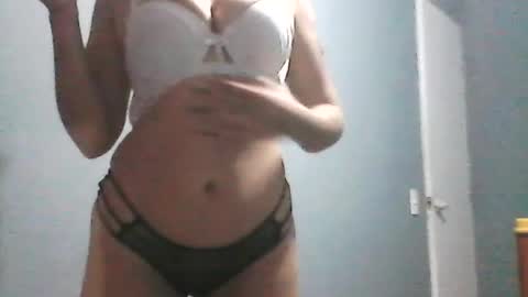 maryyjanne68 online show from 22, 6, 2026