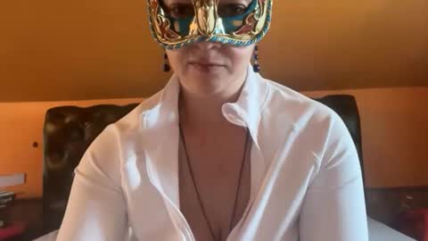 maskedflirt3 online show from 9, 4, 2026
