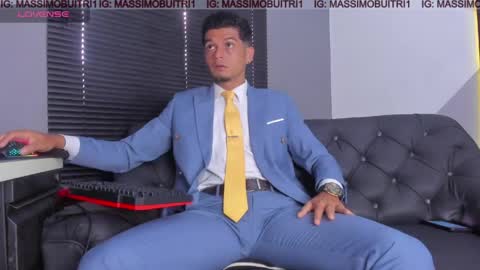 I am Massimo online show from 1, 6, 2026