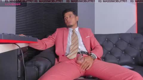 I am Massimo online show from 7, 6, 2026