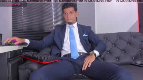 I am Massimo online show from 16, 6, 2026