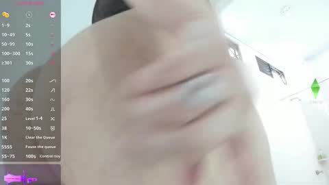 danna mature online show from 9, 6, 2026