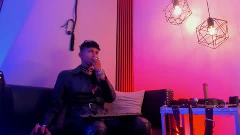 MAXIMO online show from 6, 6, 2026