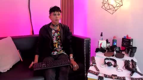 MAXIMO online show from 20, 6, 2026