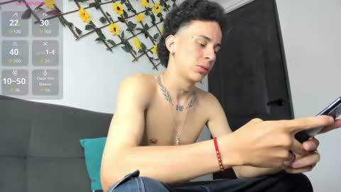 Snapshot of maxxx_bigcock chatting on 9, 6, 2026 Max online show from 9, 6, 2026