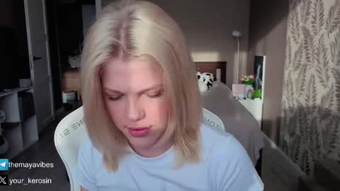 Snapshot of maya_blonde18 chatting on 18, 5, 2026 Maya online show from 18, 5, 2026