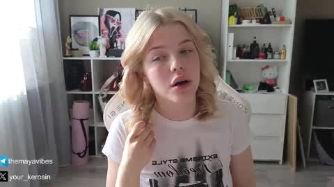 Snapshot of maya_blonde18 chatting on 3, 6, 2026 Maya online show from 3, 6, 2026