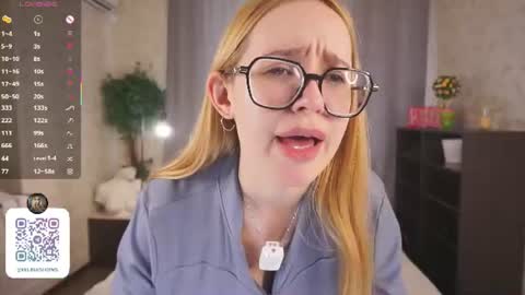 Snapshot of maybellebyone chatting on 14, 6, 2026 Milina online show from 14, 6, 2026