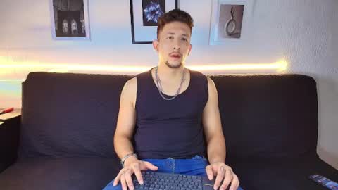 Maykol victoria1624 online show from 22, 6, 2026