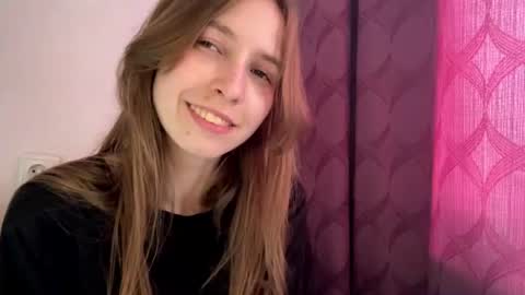 Snapshot of mayrabereznak chatting on 21, 7, 2026 Merry online show from 21, 7, 2026