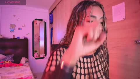 M E G A N   online show from 29, 5, 2026