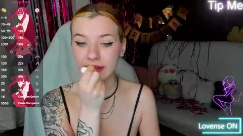 megancat333 online show from 15, 6, 2026