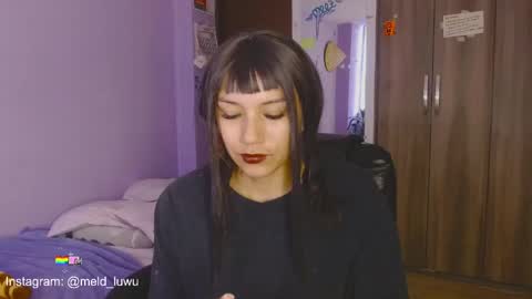 Snapshot of mel_dahlia chatting on 31, 5, 2026 Melissa - - Please help me to reach 100 thumbs up online show from 31, 5, 2026