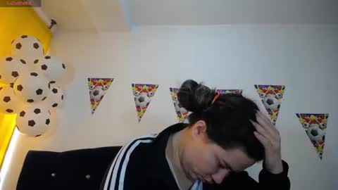 Melanie Parker online show from 23, 6, 2026