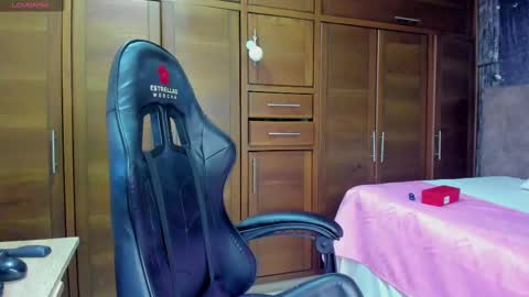 melanny_dalton online show from 10, 1, 2025